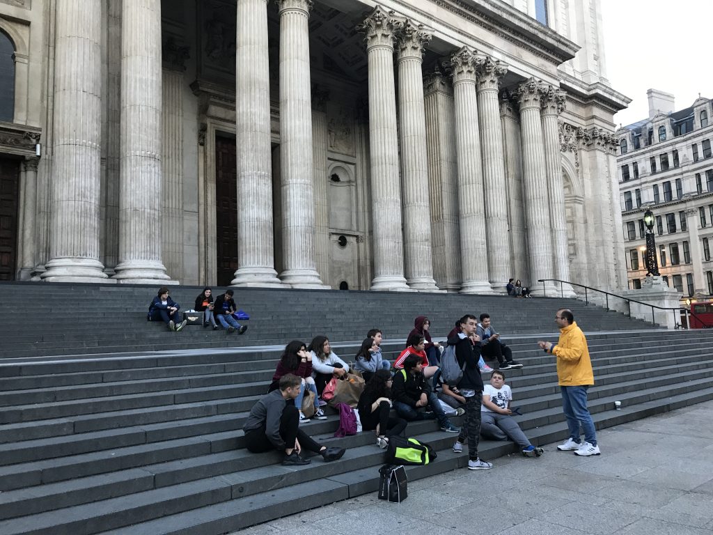 St Paul Kilisesi 1711 senesinden beri Londra'nın en önemli mimari yapılarından biridir.